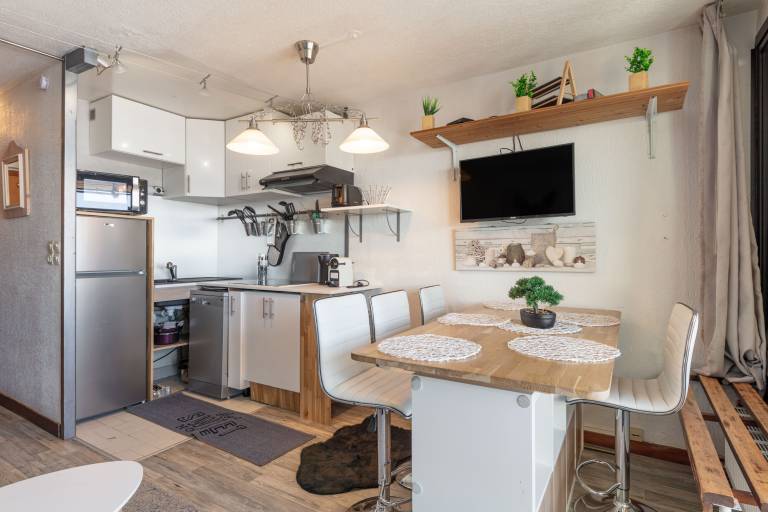 Family-oriented nice holiday apartment | Ski nearby | Dogs allowed in Les Belleville