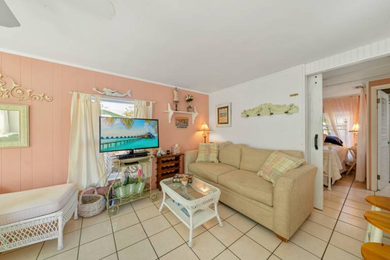 Beach Cottage — photo 4