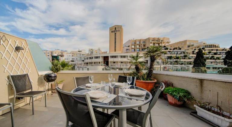 Rental apartment with jacuzzi in St. Julian's