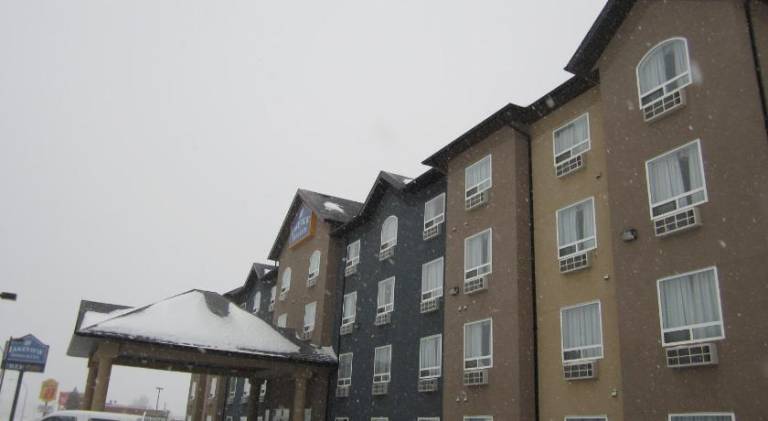 Lakeview Inns & Suites - Fort Nelson — photo 2