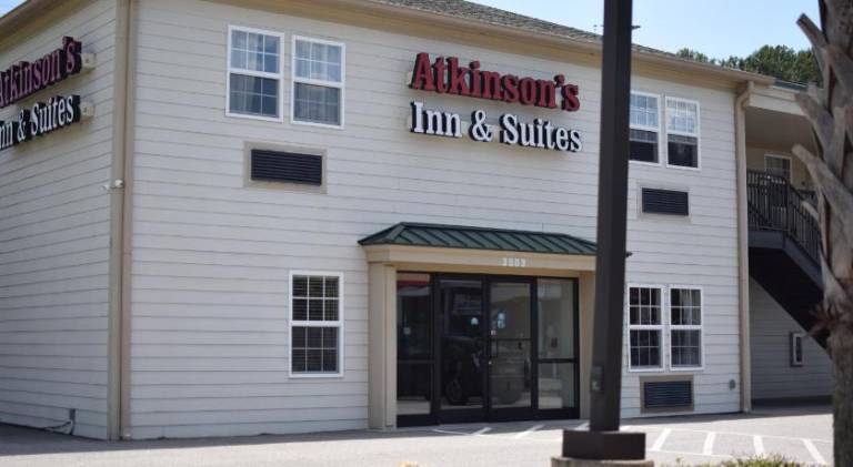 Atkinson Inn & Suites in Lumberton, NC