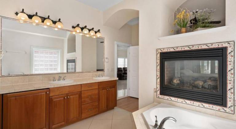 Imperial Palace 12 Bedroom Oceanfront Home — photo 2