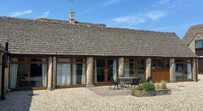 Vacation home with 2 rooms for 4 persons in Cirencester