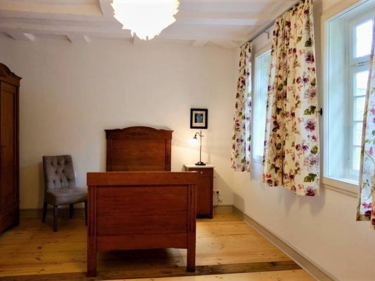 Holiday Home 'Schäferhaus' with Private Terrace and Shared Garden — photo 4