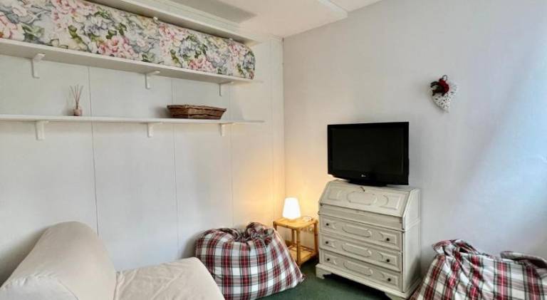 Apartment with 1 room for 4 persons in Pinzolo