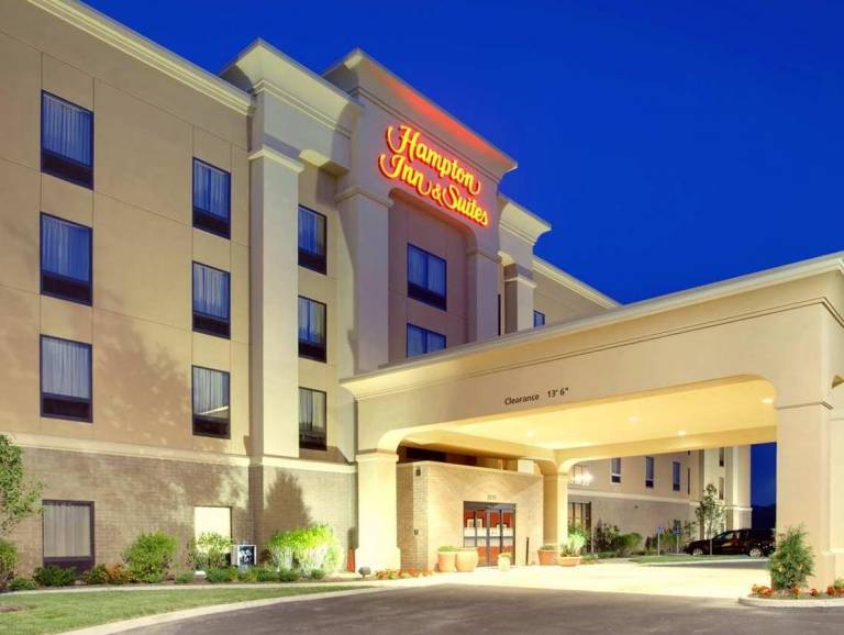 Hampton Inn & Suites Greensburg