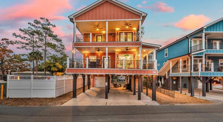 House with pool in Myrtle Beach, SC