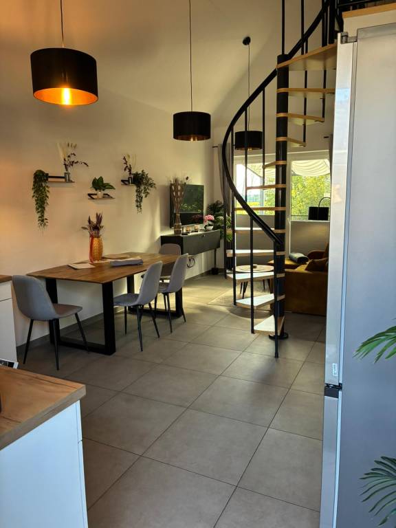 180 m&sup2; Ferienhaus