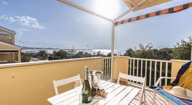 Wonderful rental apartment with pool | Close to the beach | Pets are welcome — photo 4