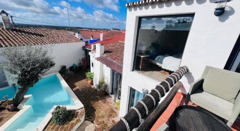 Villa with pool | Pet-friendly — photo 5