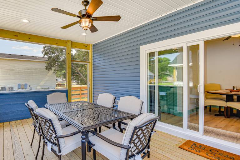 1 Mi to Dtwn Manteo: Dog-Friendly Home w/ Deck — photo 2