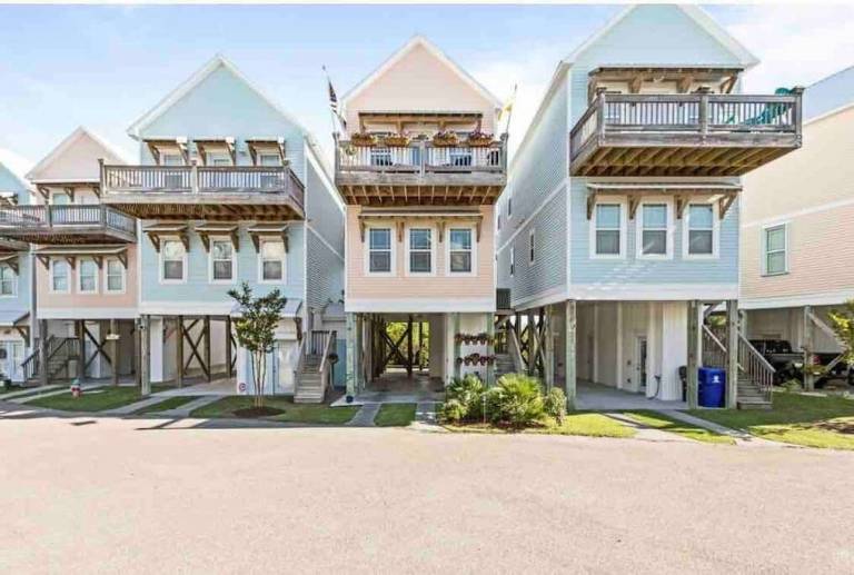 House Surf City