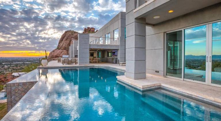 Vacation home with hot tub & pool in Phoenix, AZ