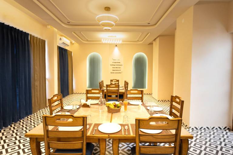 Alpine Stays By Oran Hotels — photo 4