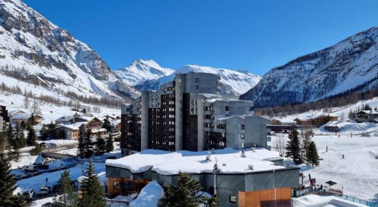 Holiday apartment with pool in Val-d'Isere