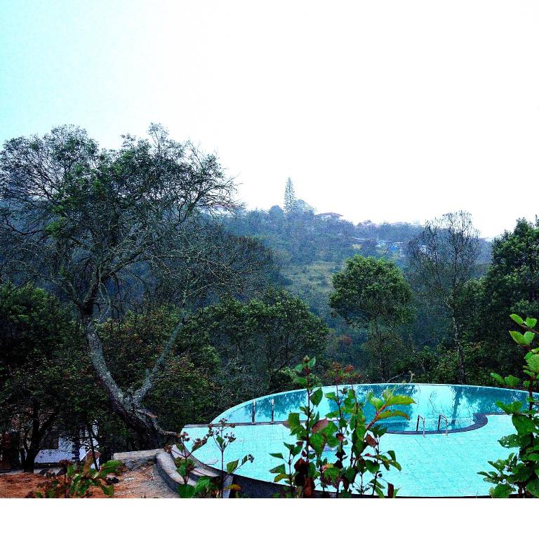 Resort  Kodaikanal Lake