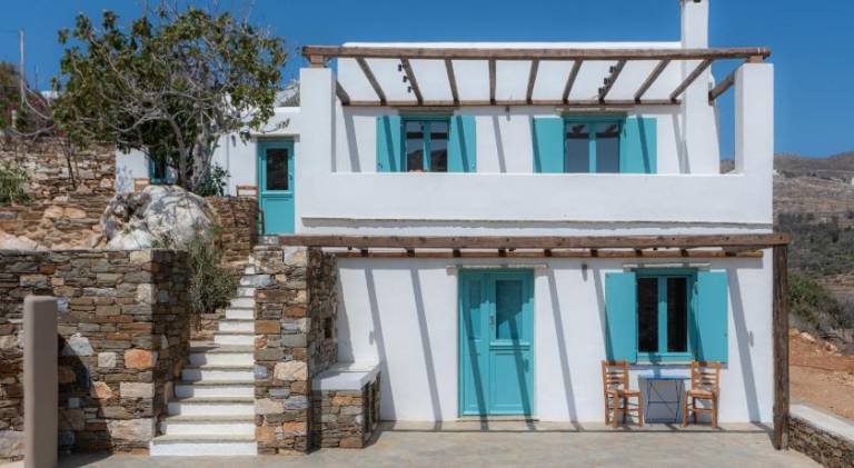Vacation home with pool, terrace & garden — photo 5