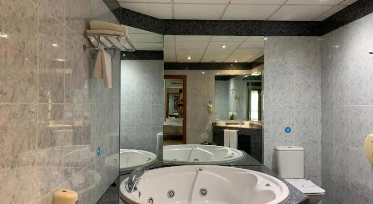 Hotel Humanes — photo 2