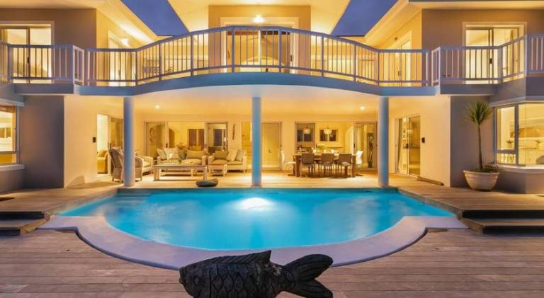 Vacation home with pool in Knysna