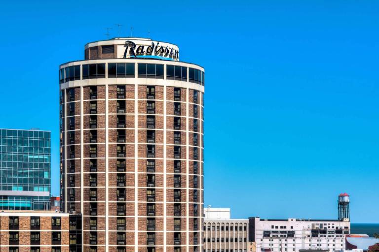 Radisson Hotel Duluth-Harborview in Duluth, MN