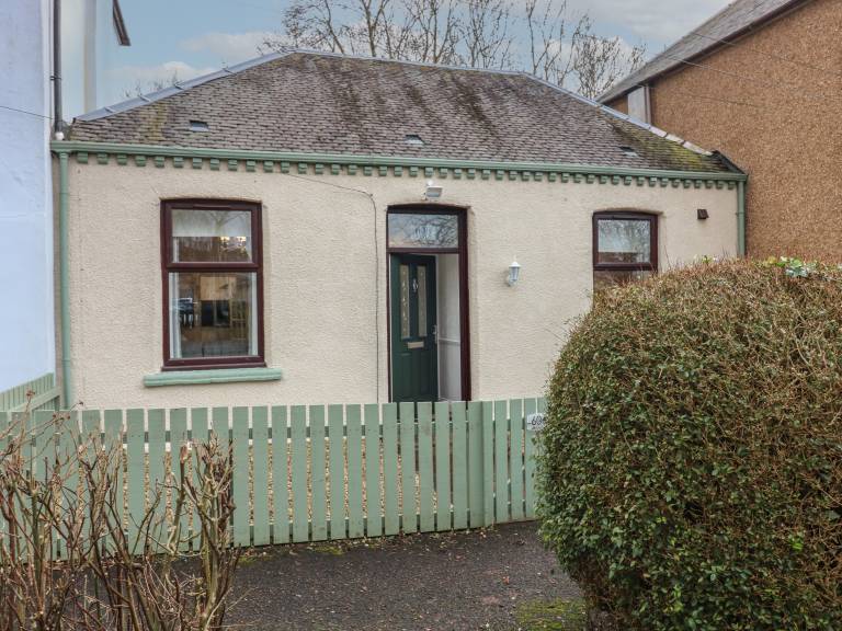 Cottage Lanark