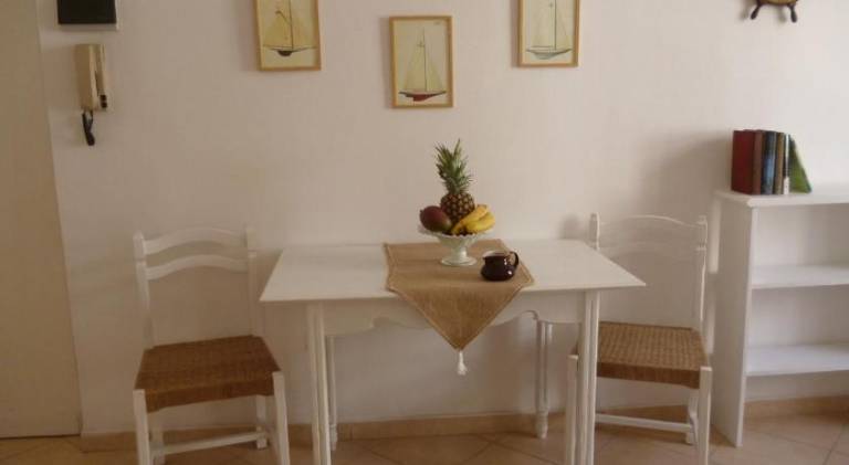 Rental apartment with 1 room for 3 persons in La Spezia