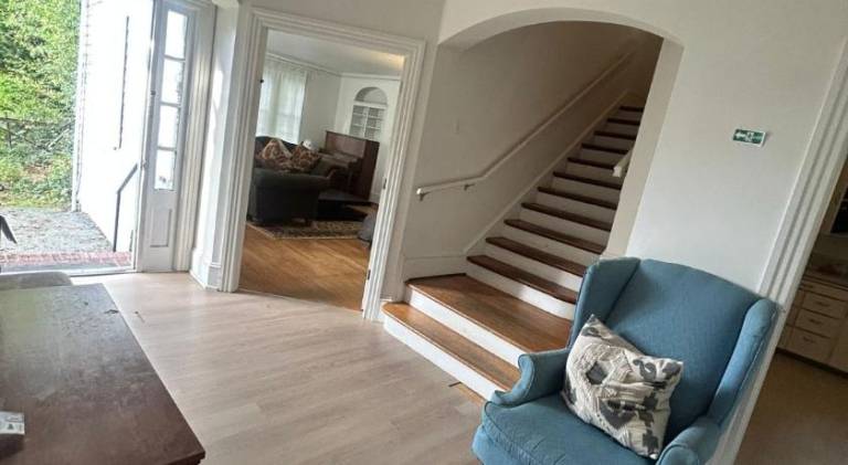 Vancouver Guest House - Airport 10 Min - Free Parking & Fast Wi-Fi in Vancouver, BC
