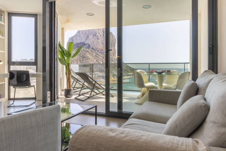 Child-friendly charming rental apartment with garden, patio & heated pool | Water view | Next to the beach | Pets are welcome — photo 4