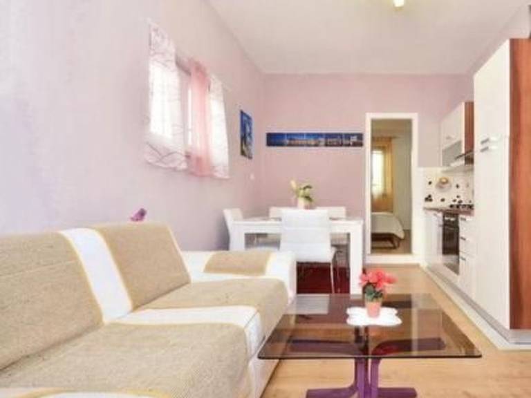 Apartment Split
