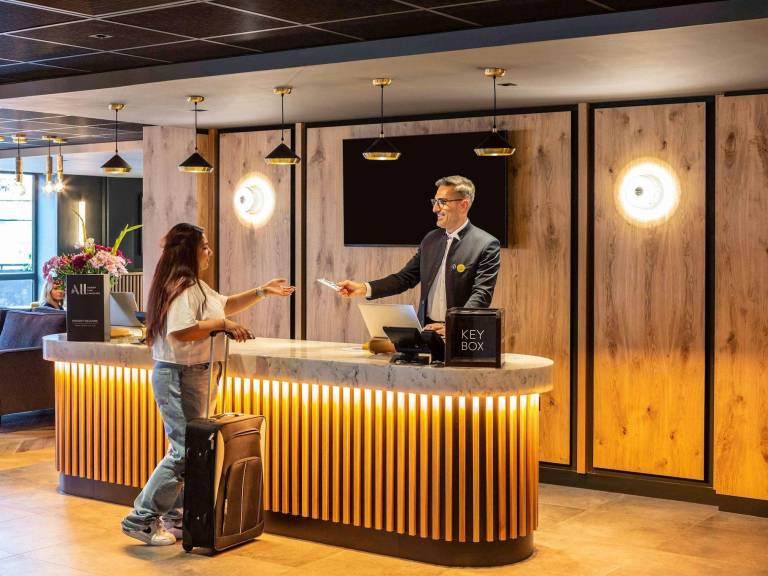 Novotel Birmingham Airport Hotel — photo 3