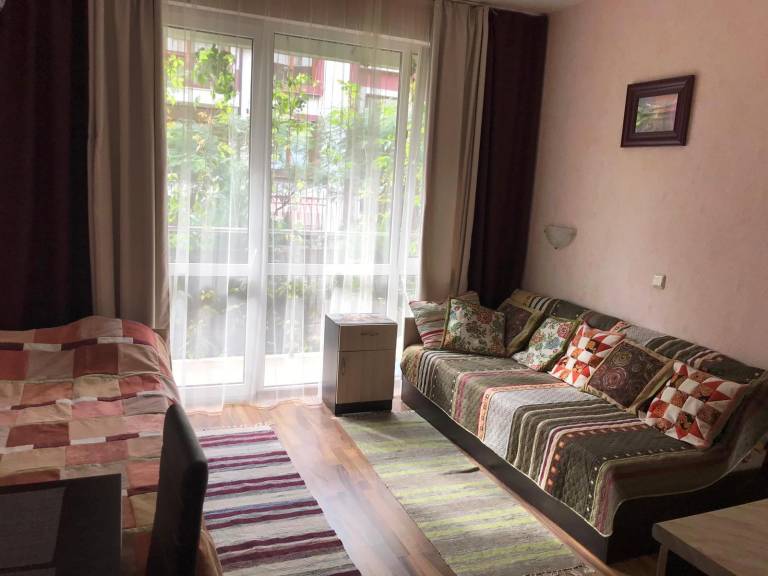 Holiday apartment with pool in Sveti Vlas