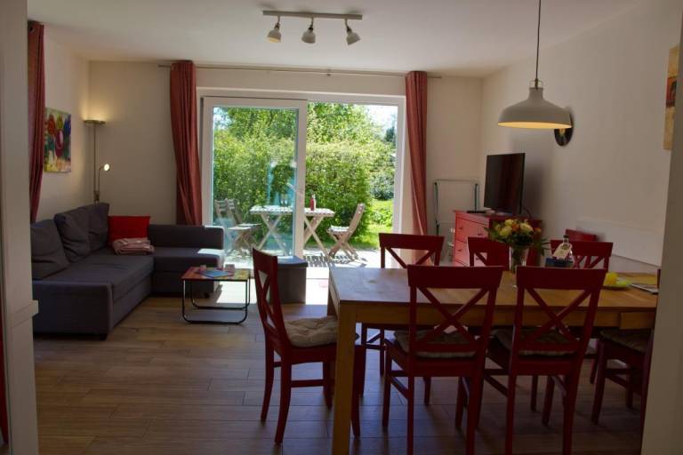     
Ferienhaus ∙ 6 Gäste ∙ 3 Schlafzimmer
