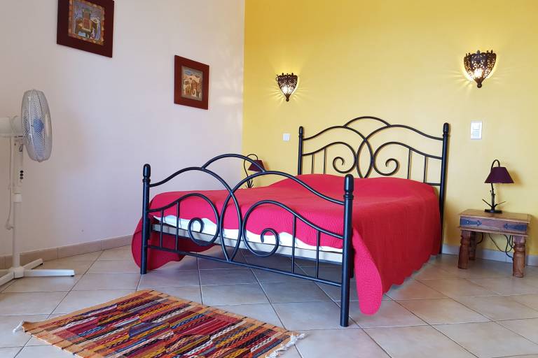 Family-friendly villa with terrace, grill & yard | Nature view | Pet-friendly — photo 3