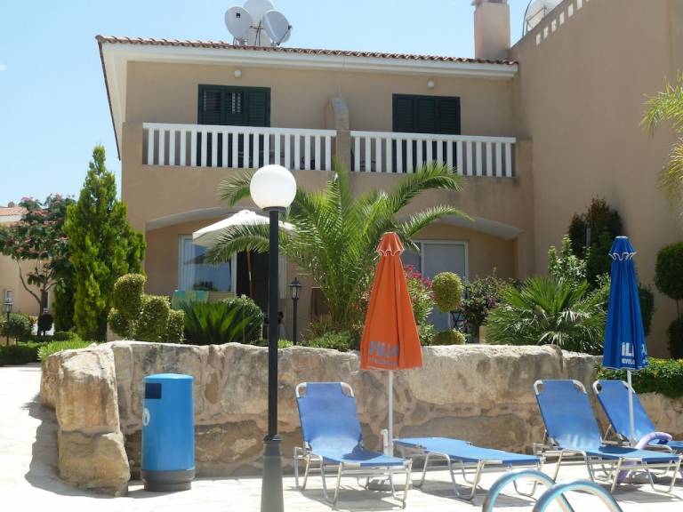 House Latsi
