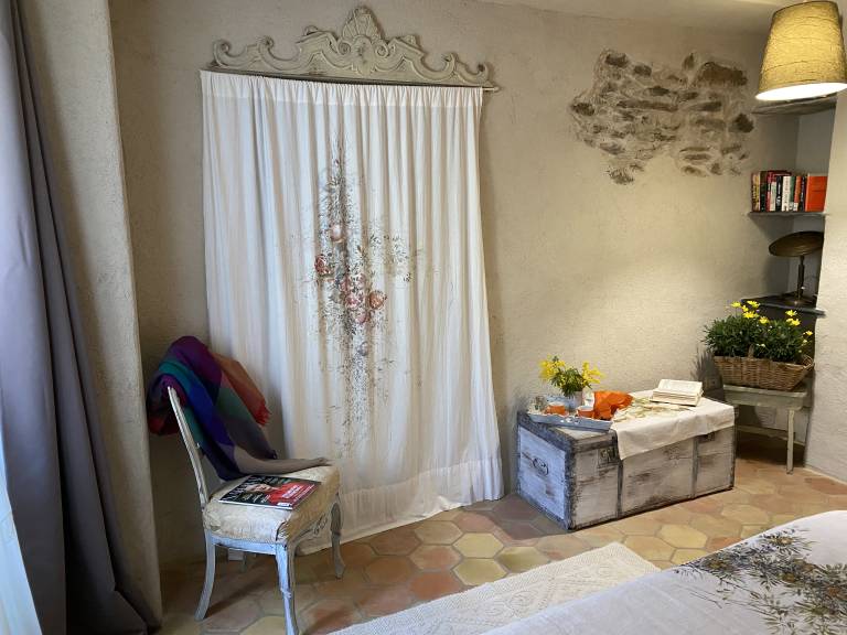 I Re Fenean: 4 RE: Bilocale di 54 mq, 1 camera da letto matrimoniale, ampio soggiorno con divano letto matrimoniale, panoramica terrazza. PISCINA, PARCHEGGIO, WiFi — photo 4