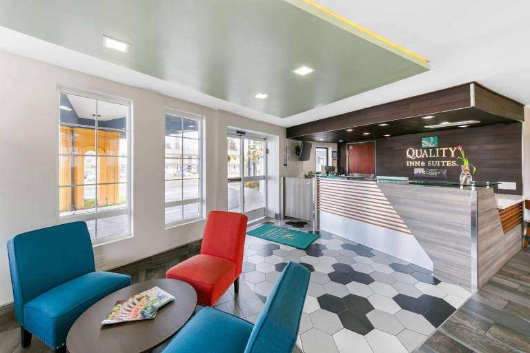 Quality Inn & Suites Sacramento Downtown Area — photo 2