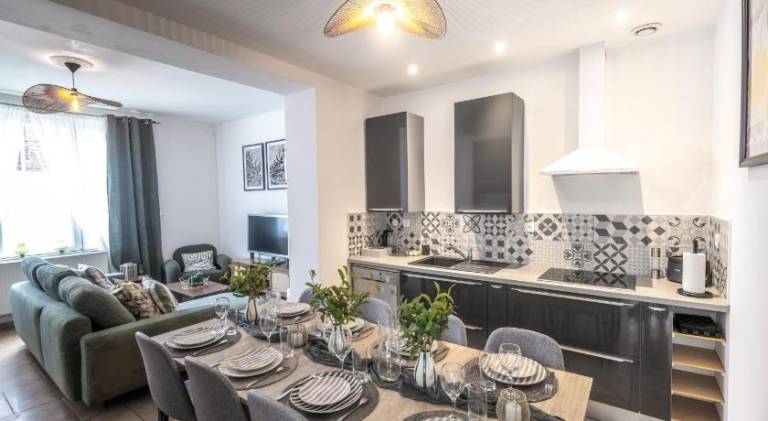 Villa with 4 rooms for 10 persons — photo 3