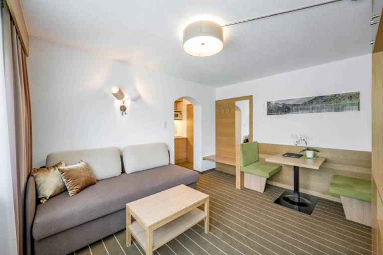 Holiday apartment with sauna & patio in Soelden