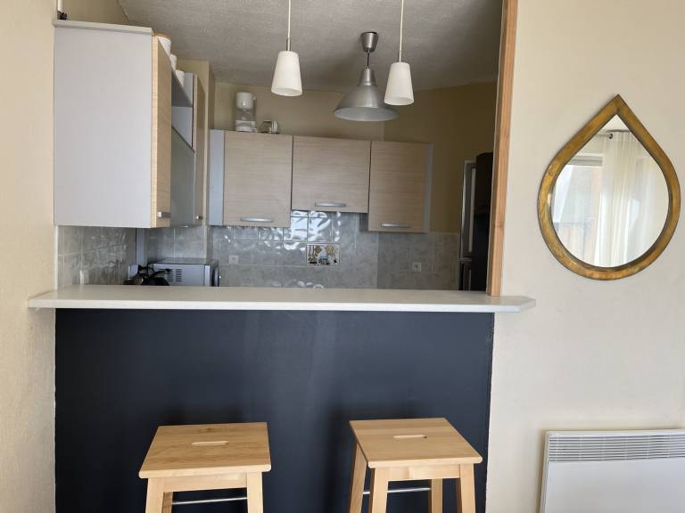 Beachfront Duplex T3, 5P, Terrace, Elevator, Parking, Pet-Friendly. Near Shops & Events. — photo 5