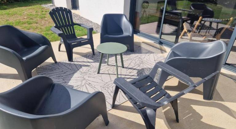House with patio, yard & BBQ | Perfect for remote work — photo 3