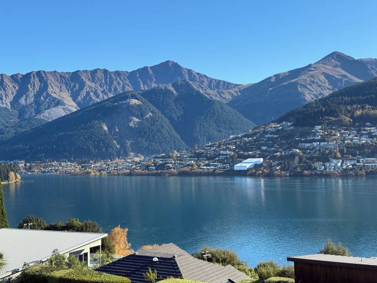 House Queenstown