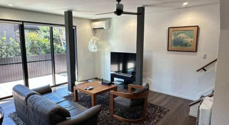 123 m&sup2; Villa