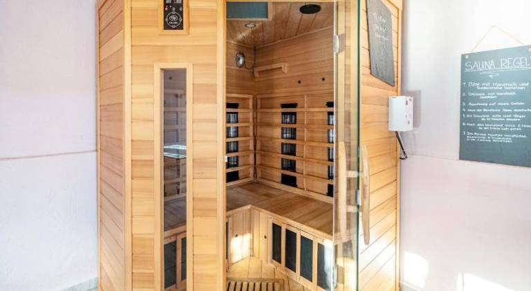 Spacious vacation home with garden, BBQ & sauna | Pet-friendly — photo 4