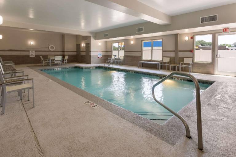 Country Inn & Suites by Radisson, Valdosta, GA — photo 3