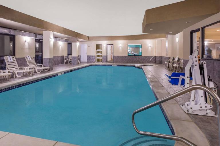 Wingate by Wyndham Athens Near Downtown — photo 5