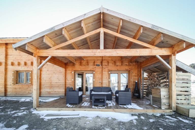 House with barbecue, yard & terrace | Mountain view — photo 2