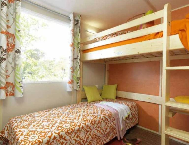Beautiful camping suite with grill & heated pool | Pets are welcome — photo 4