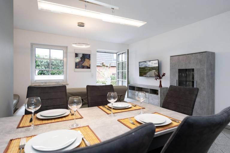 Modernes 3-Zimmer App. für 3-4 Pers. mit Terrasse, Garten, PKW-Stellplatz, WLAN. — photo 4