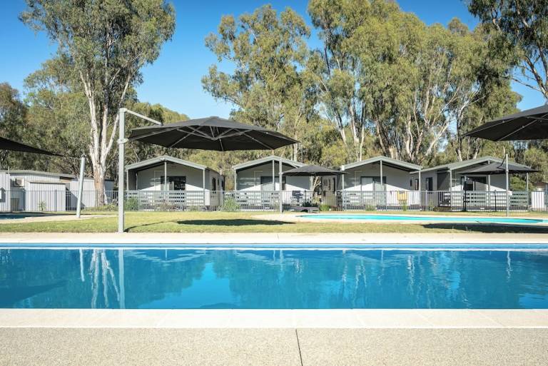 Holiday park  Koonoomoo