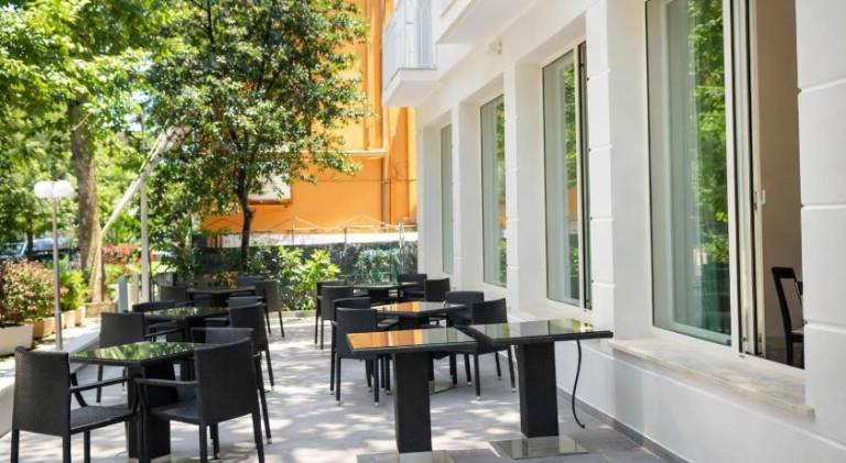 Hotel Favorita Easy Stay Room Only — photo 5